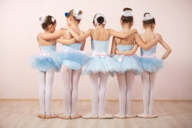how-students-can-prepare-for-dance-recitals_1798_40057736_0_14115220_500-640x427